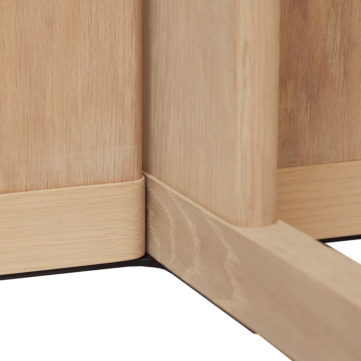 Form & Refine - Quatrefoil Table, 68 × 68 Cm, Oak - Image 7