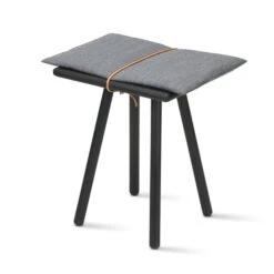 Fritz Hansen - Skagerak Georg Stool, Oak Wood Black / Light Gray