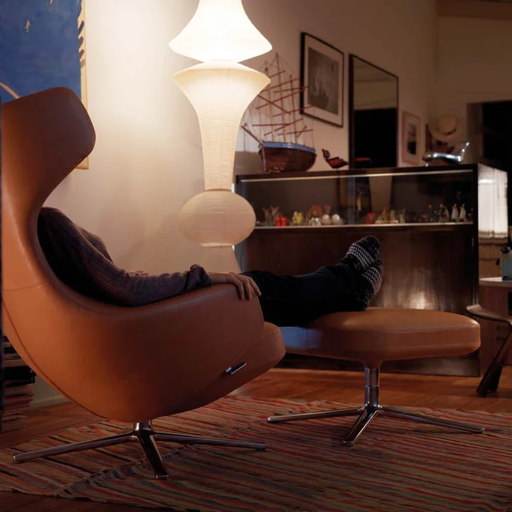 Vitra - Grand Repos Armchair, Cosy 2 Light Gray (01 Kieselgrau ), Polished Aluminum (felt Glides) - Image 7