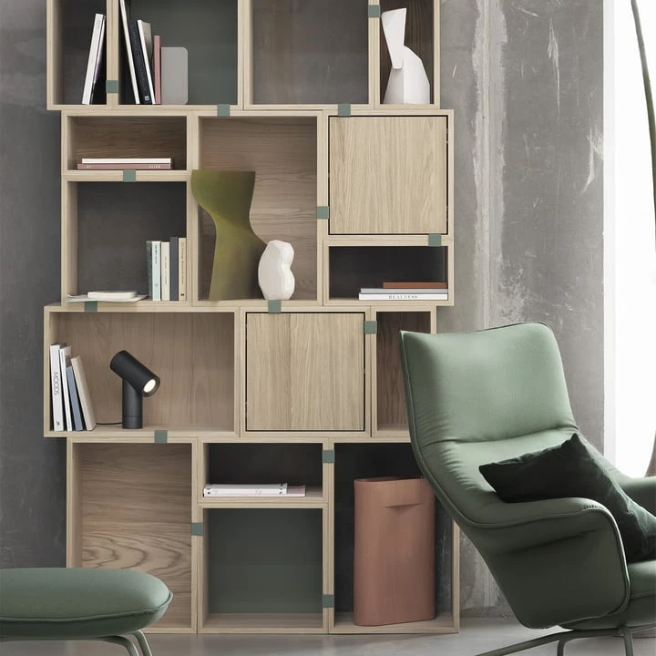 Muuto - Stacked System Shelf Module Without Rear Panel, Small / Oak - Image 8