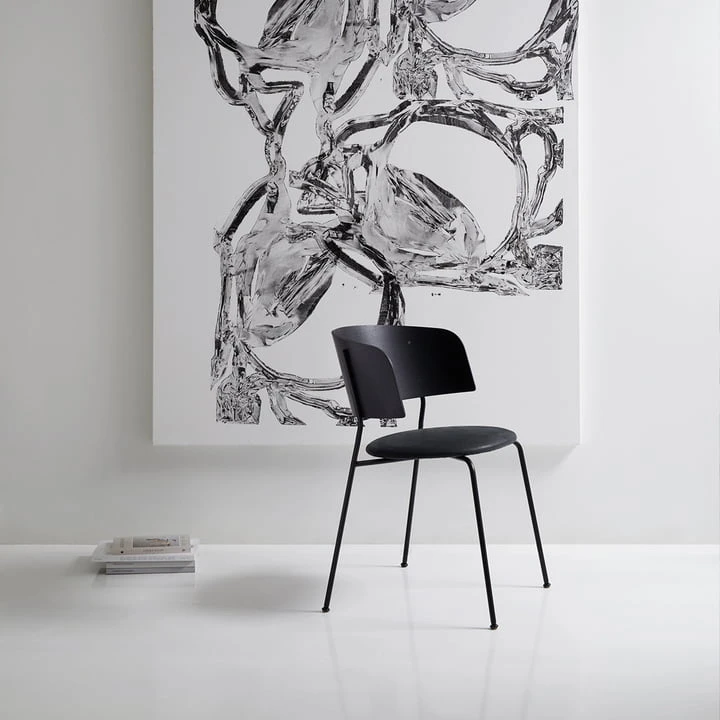 OUT Objekte Unserer Tage - Wagner Armchair, Black / Oak Matt Lacquered - Image 5