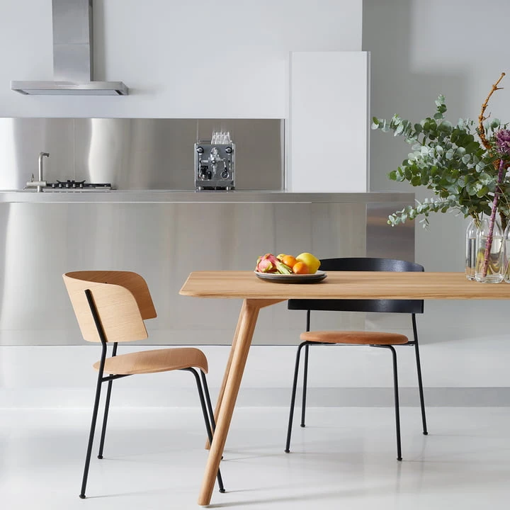 OUT Objekte Unserer Tage - Wagner Armchair, Black / Oak Matt Lacquered - Image 9