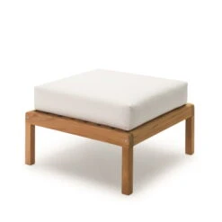 Fritz Hansen - Skagerak Virkelyst Pouf, Teak / White