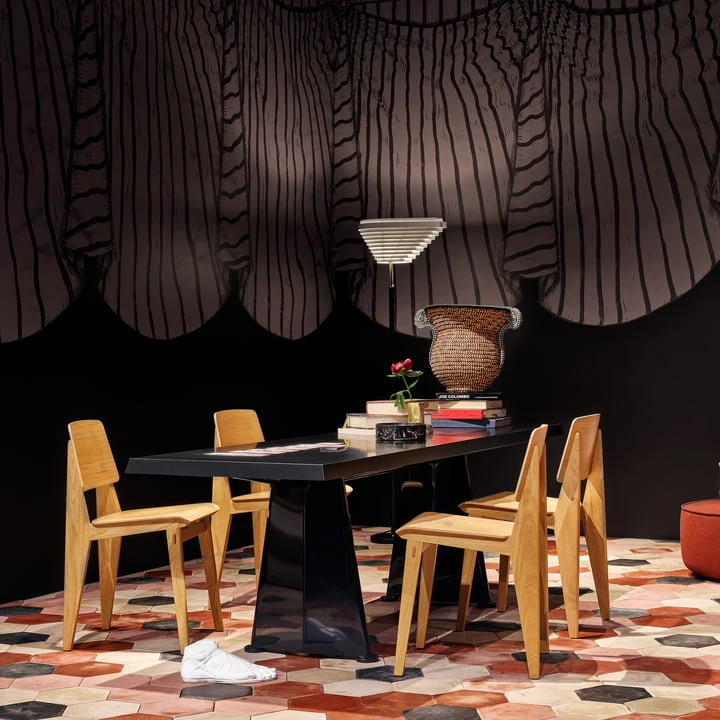 Vitra - Chaise Tout Bois Chair, Natural Oak, Felt Glides - Image 5