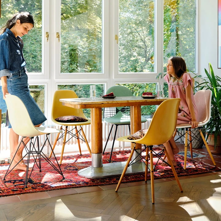 Vitra - Wire Chair DKR-2 (new Height), Premium F Leather / Black, Basic Dark (felt Glides) - Image 11